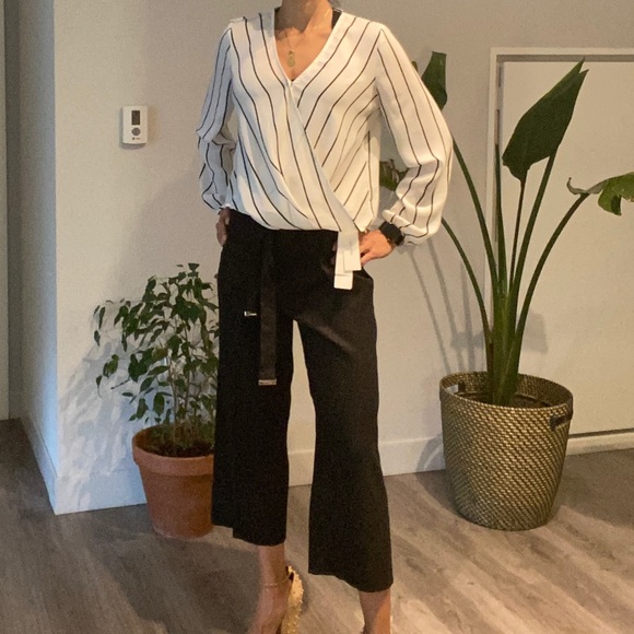 Calvin Klein pantacourt pants - Picture 5 of 9